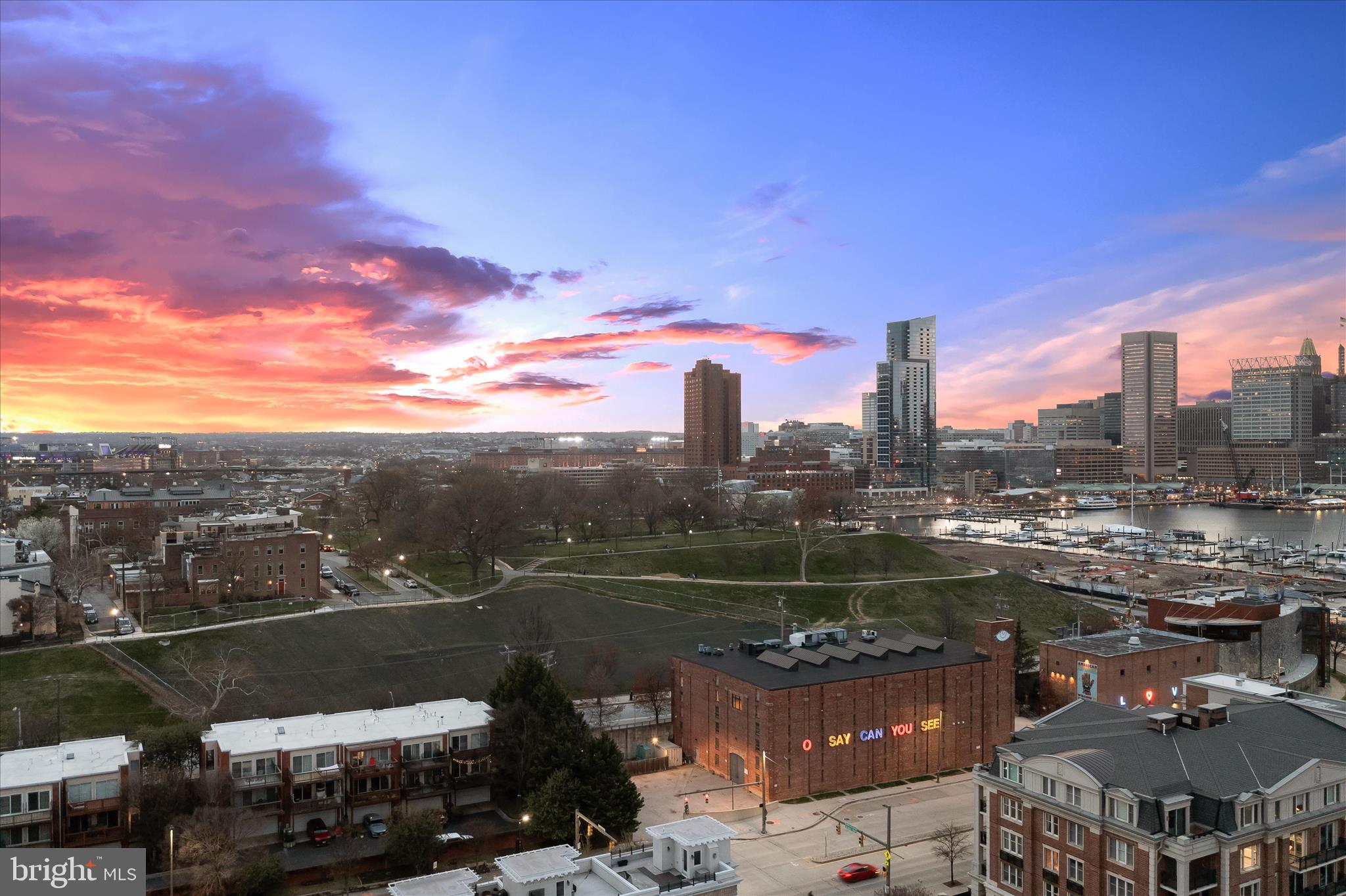 PIER HOMES AT HARBORVIEW - Residential