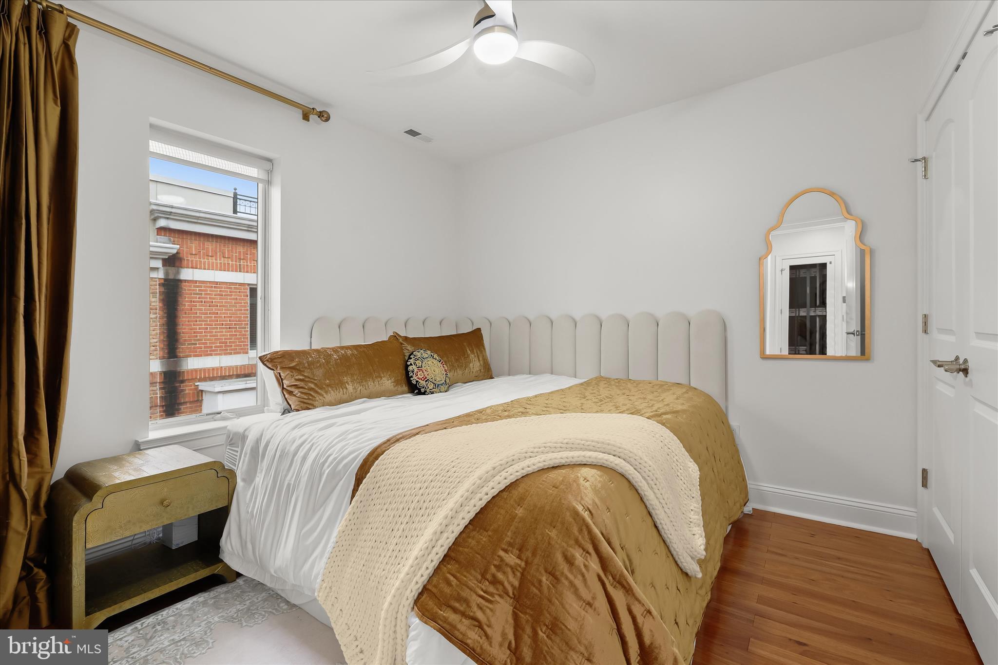 PIER HOMES AT HARBORVIEW - Residential