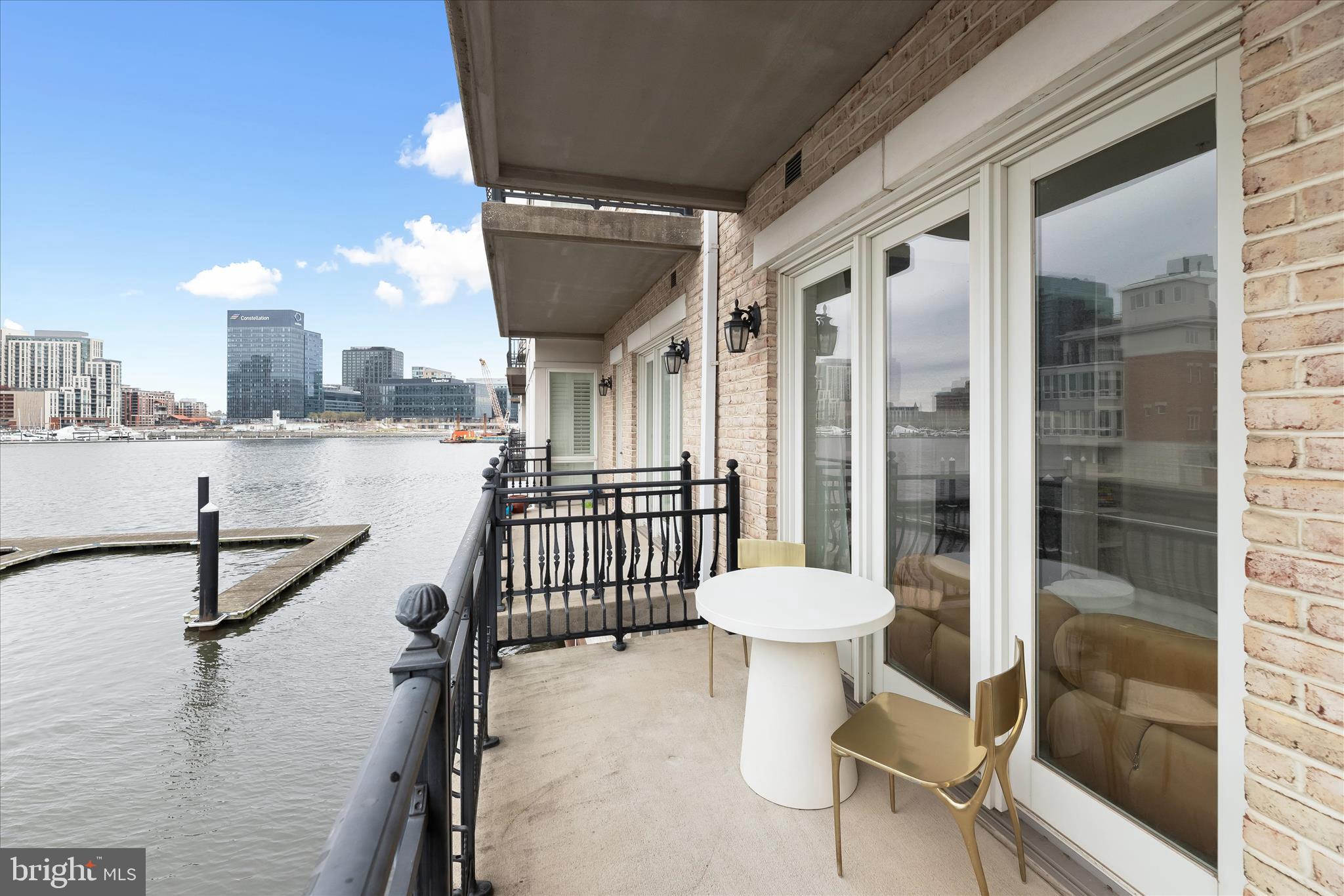 PIER HOMES AT HARBORVIEW - Residential