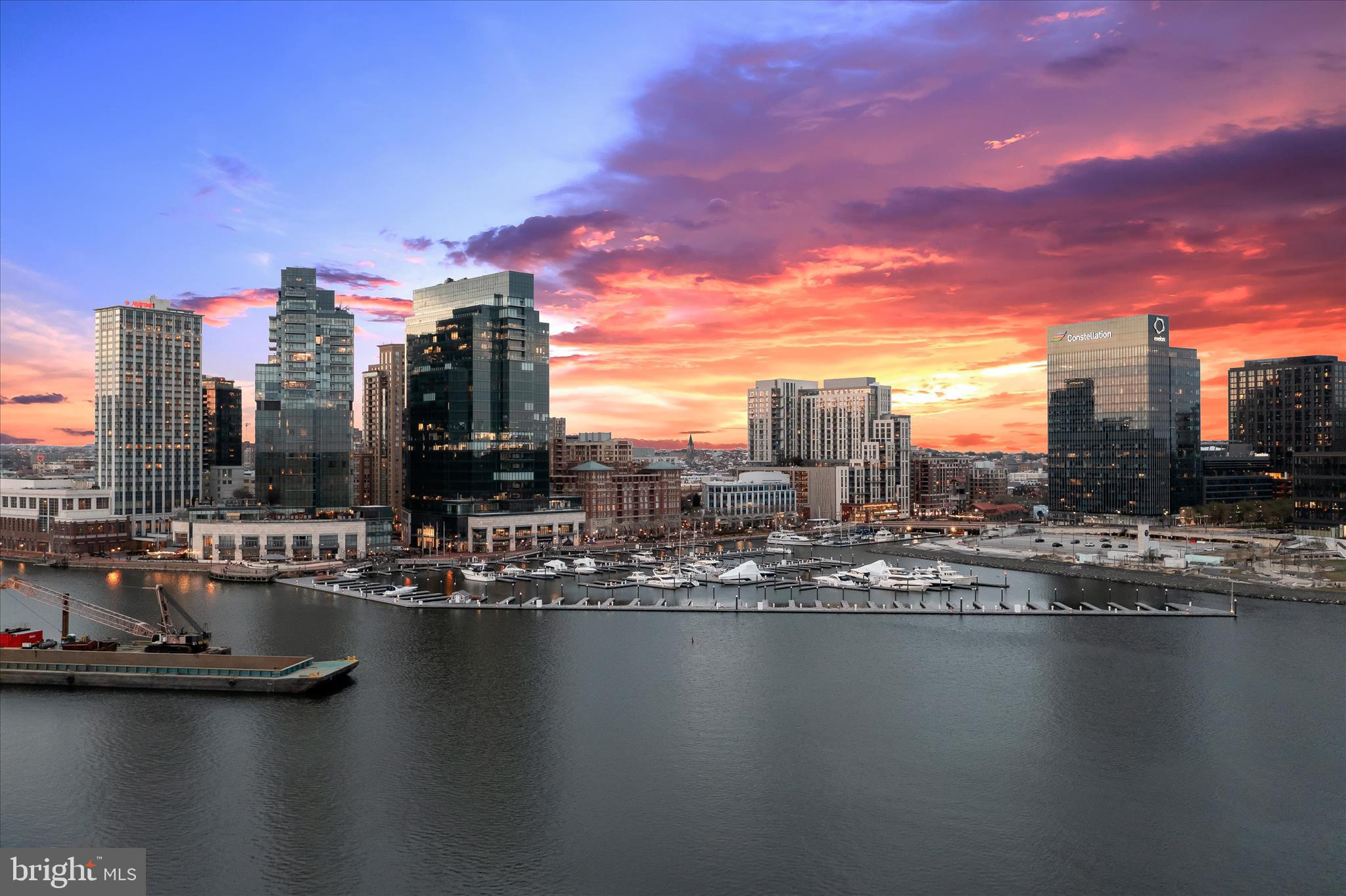 PIER HOMES AT HARBORVIEW - Residential