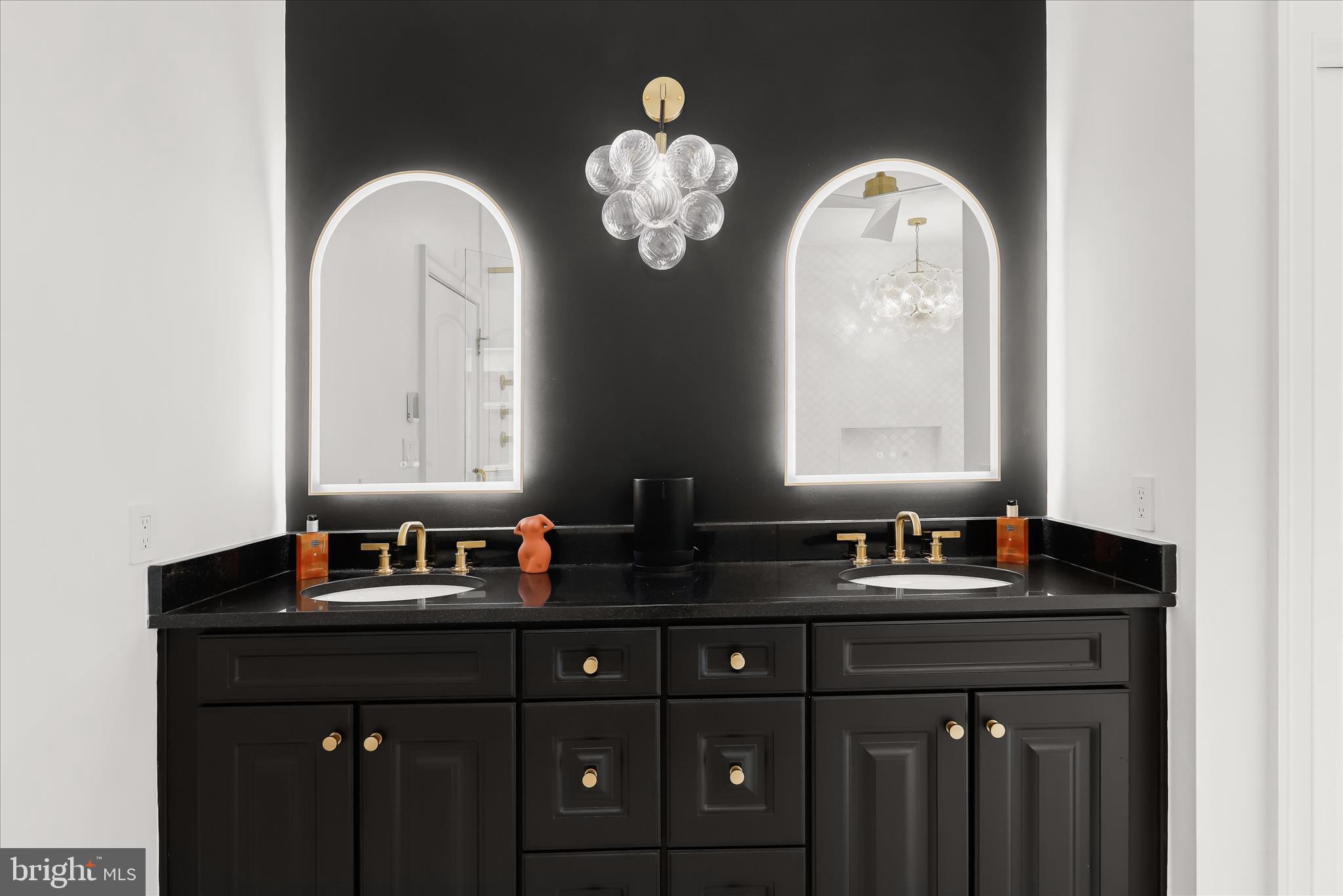 PIER HOMES AT HARBORVIEW - Residential