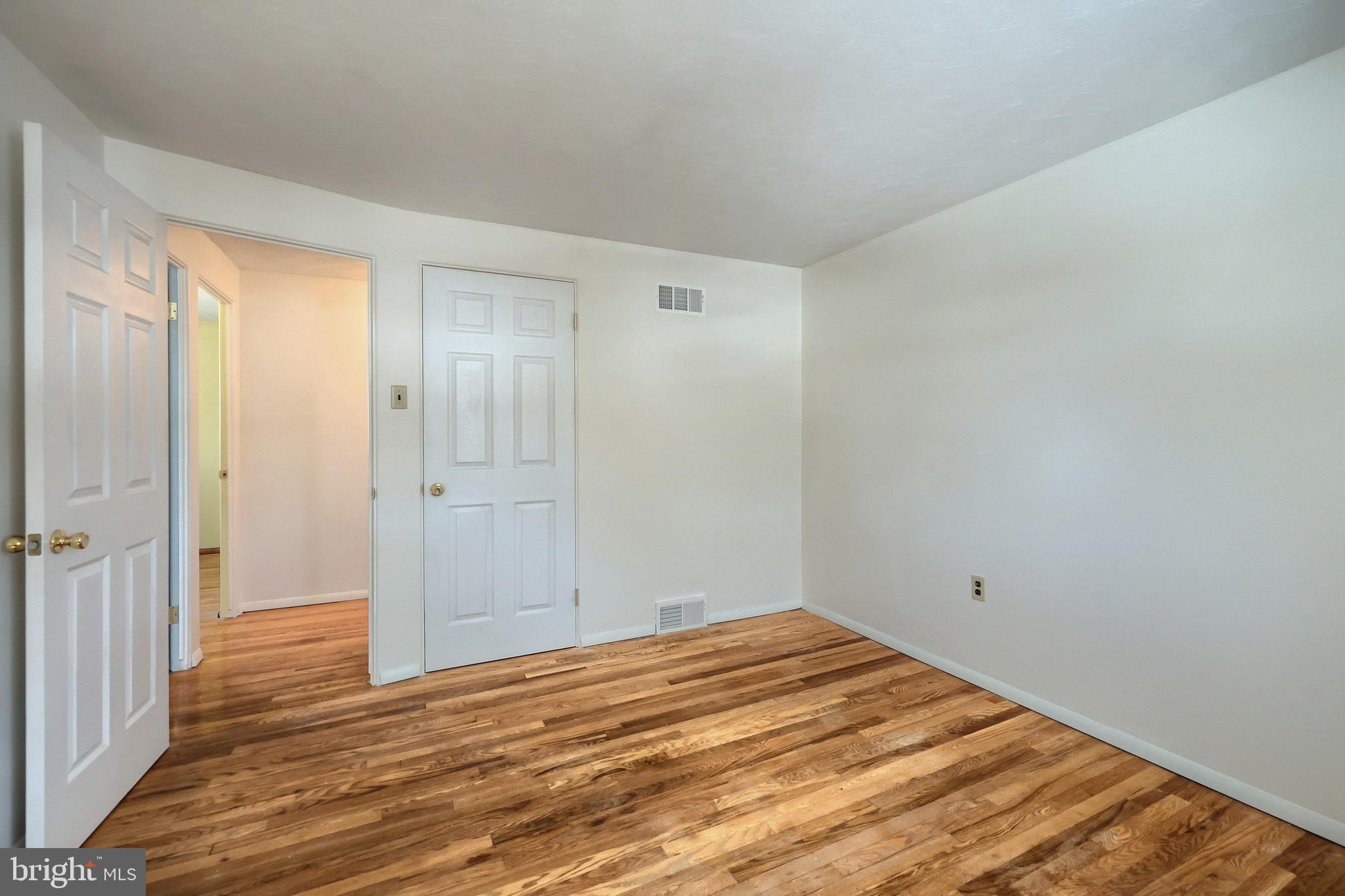 YORK TWP - Residential