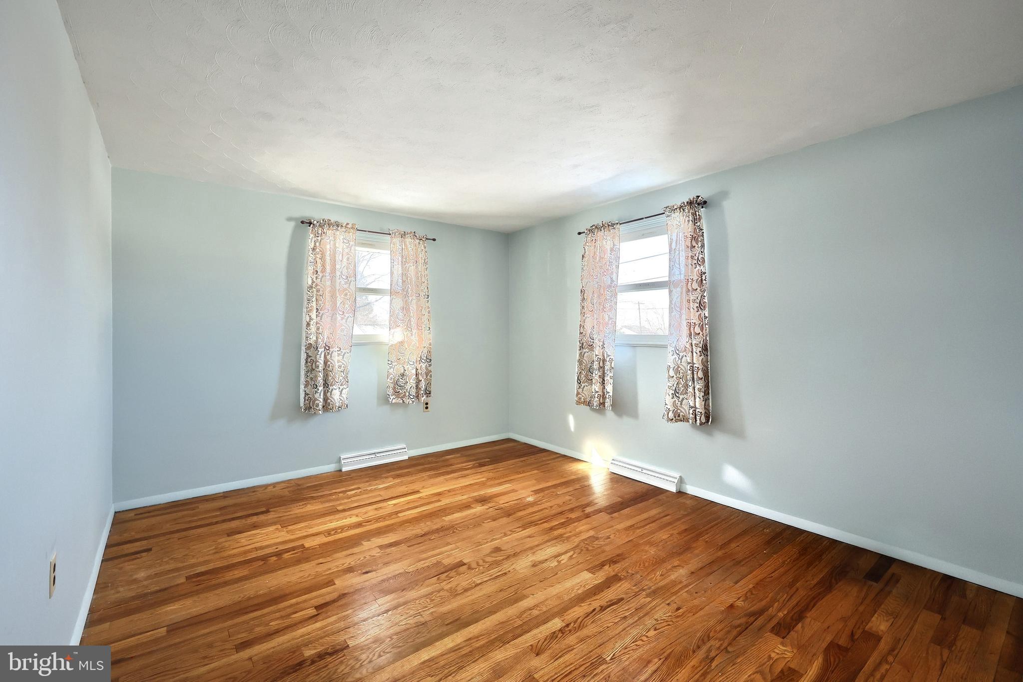 YORK TWP - Residential