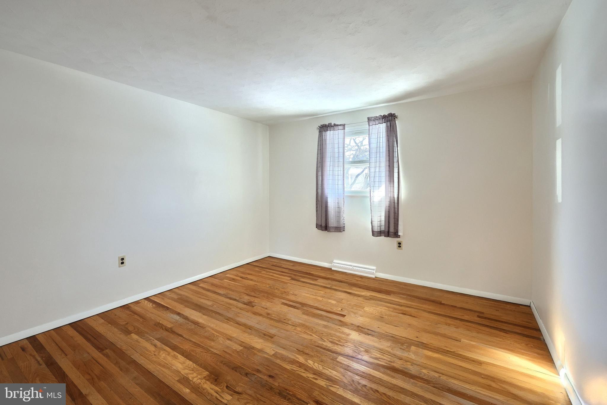 YORK TWP - Residential