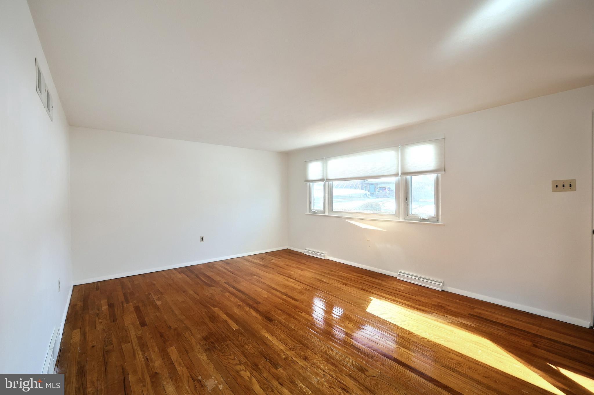 YORK TWP - Residential