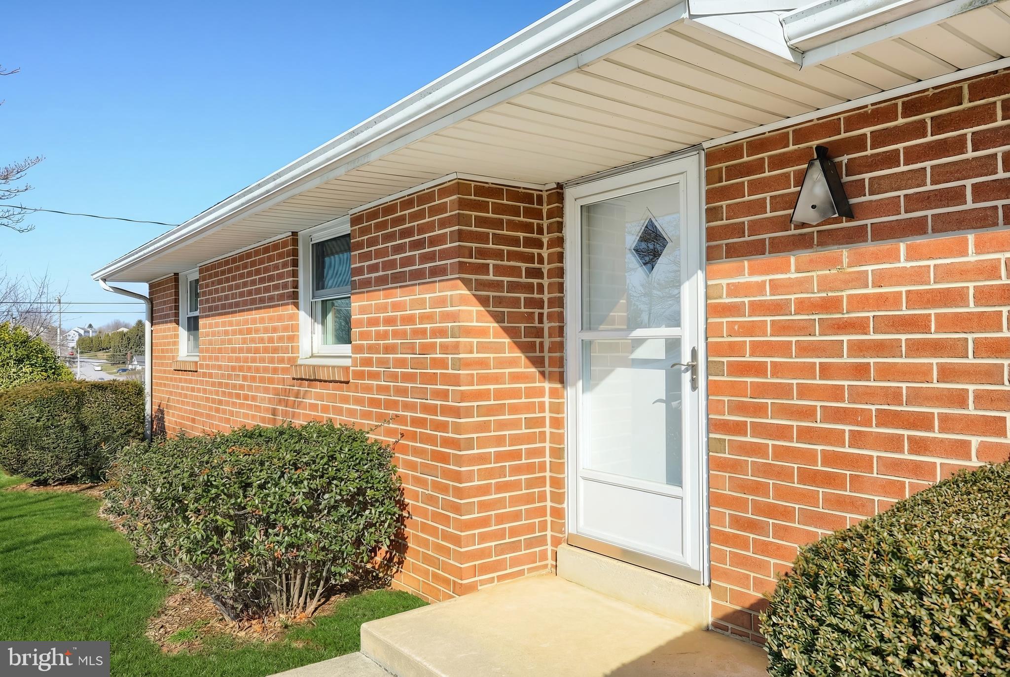 YORK TWP - Residential