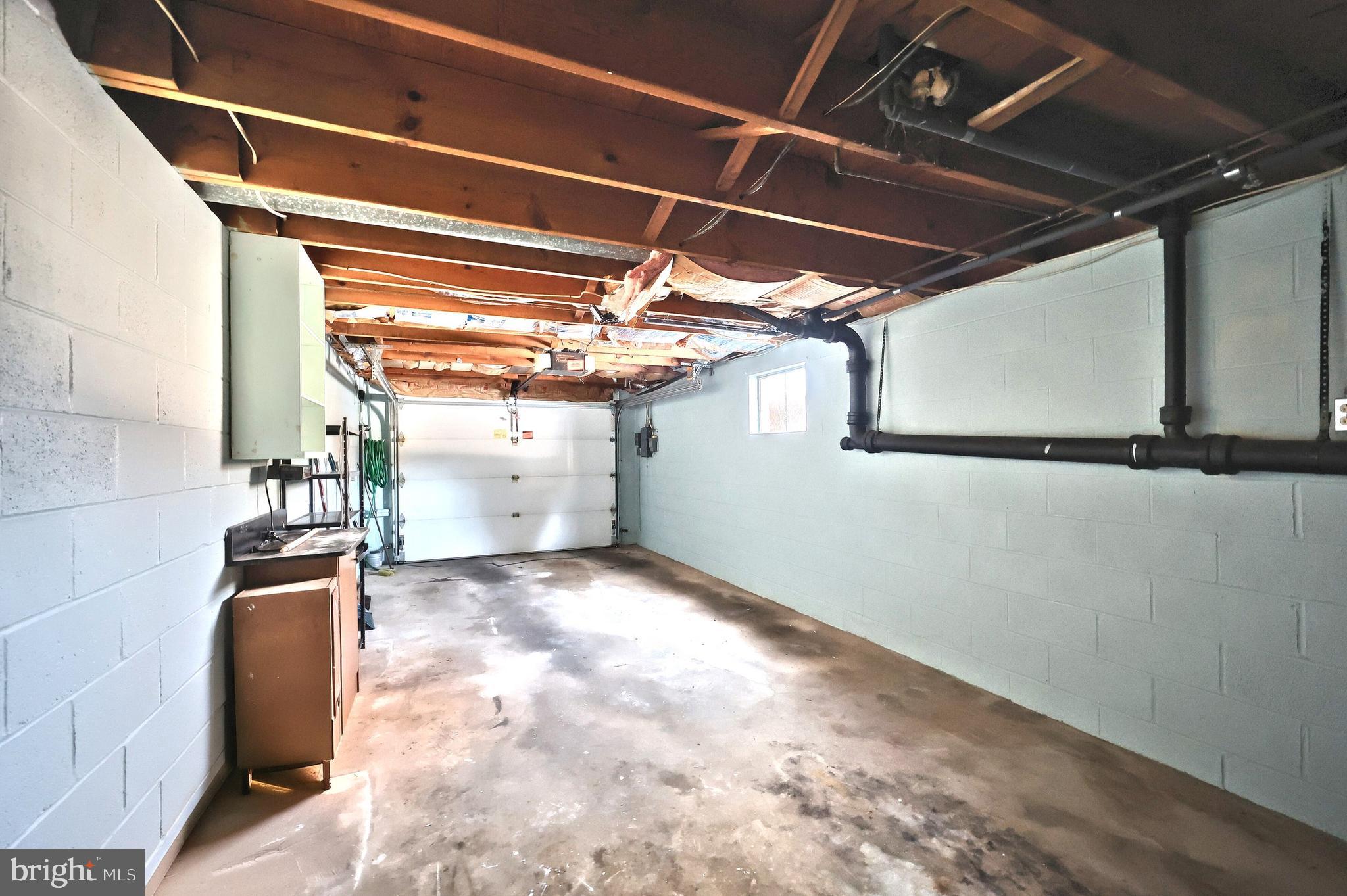 YORK TWP - Residential