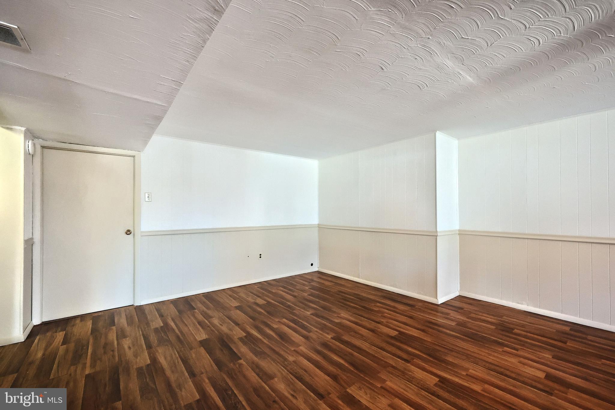 YORK TWP - Residential