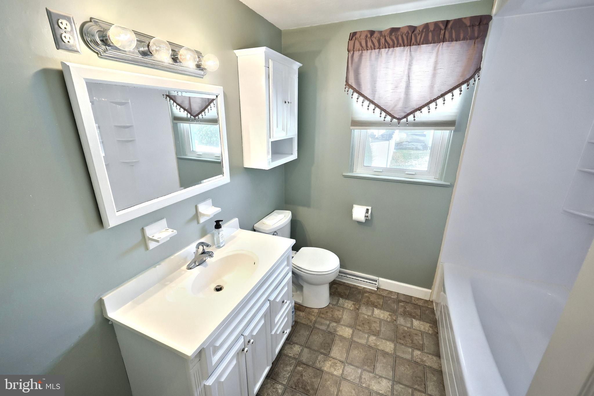 YORK TWP - Residential