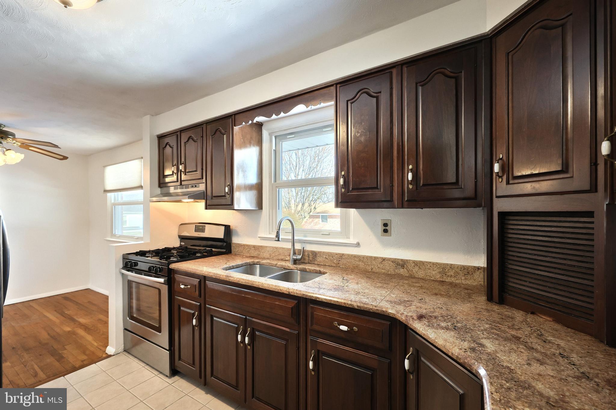 YORK TWP - Residential