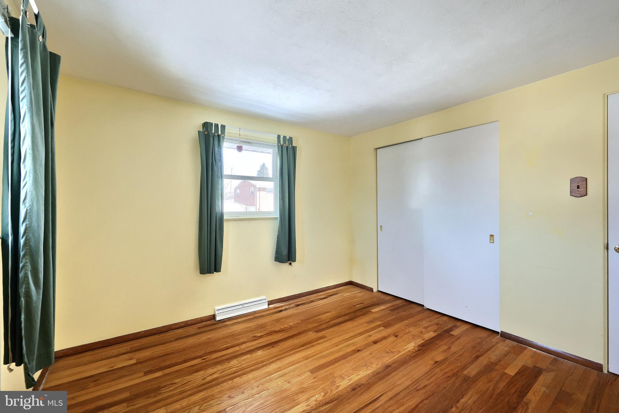 YORK TWP - Residential