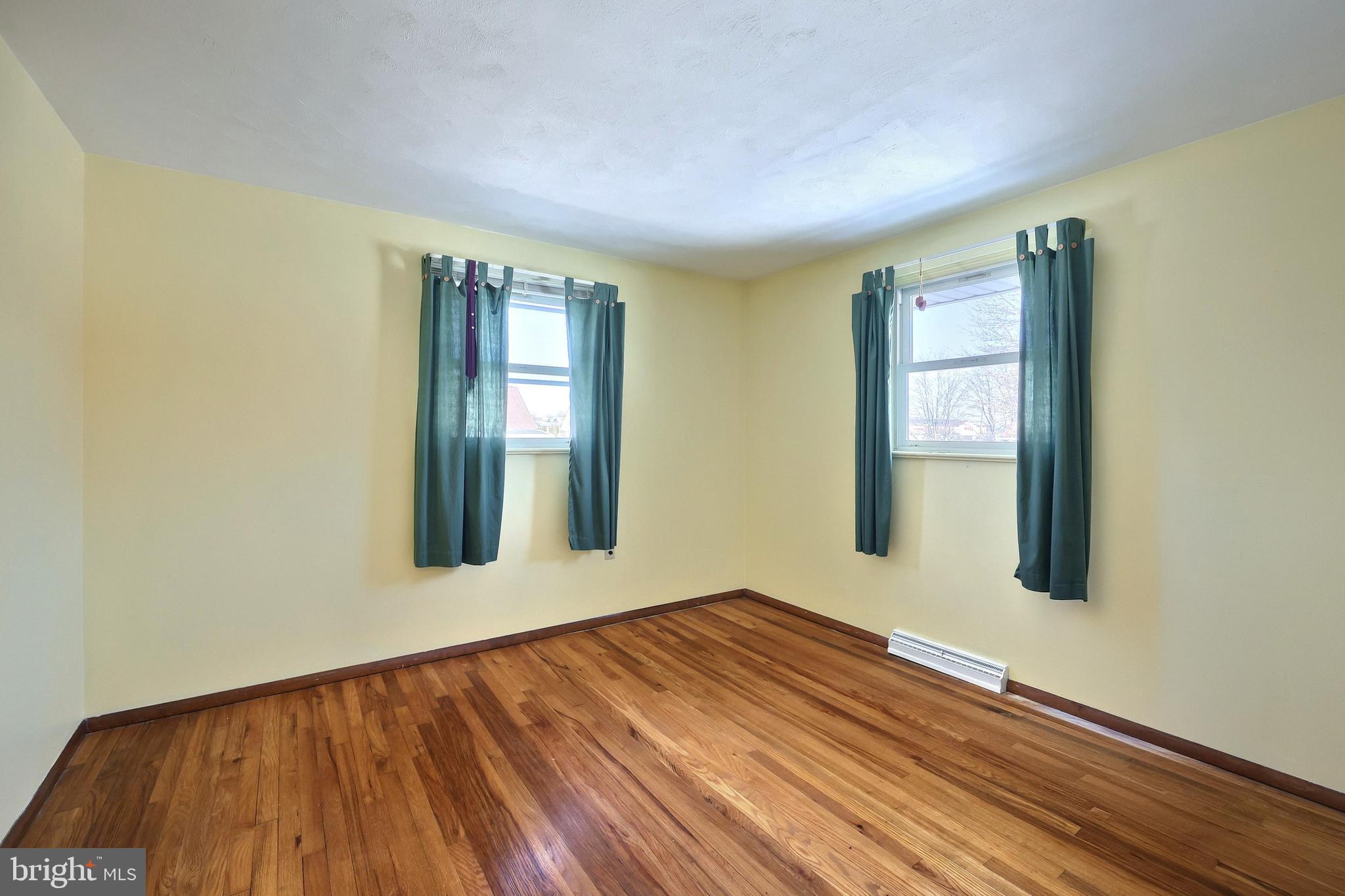 YORK TWP - Residential