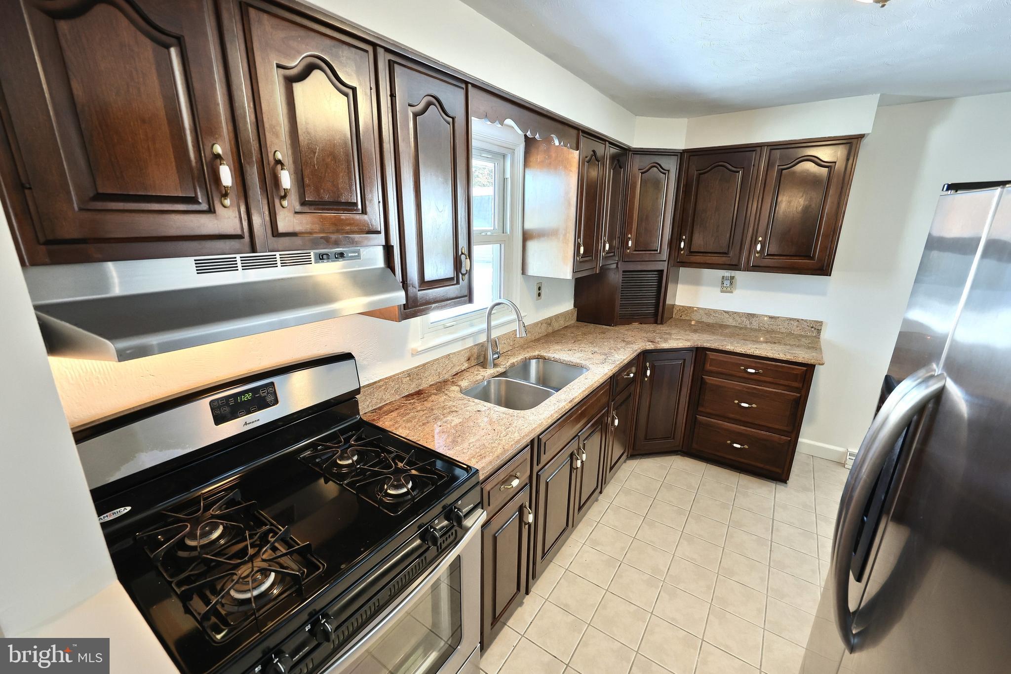 YORK TWP - Residential