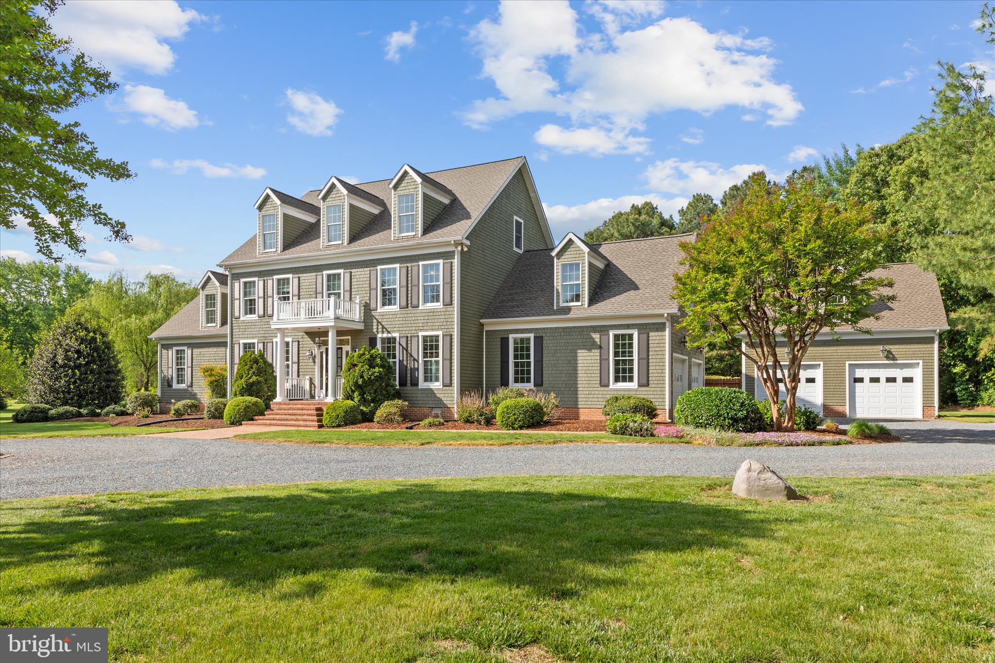 8464 AVELEY FARM ROAD