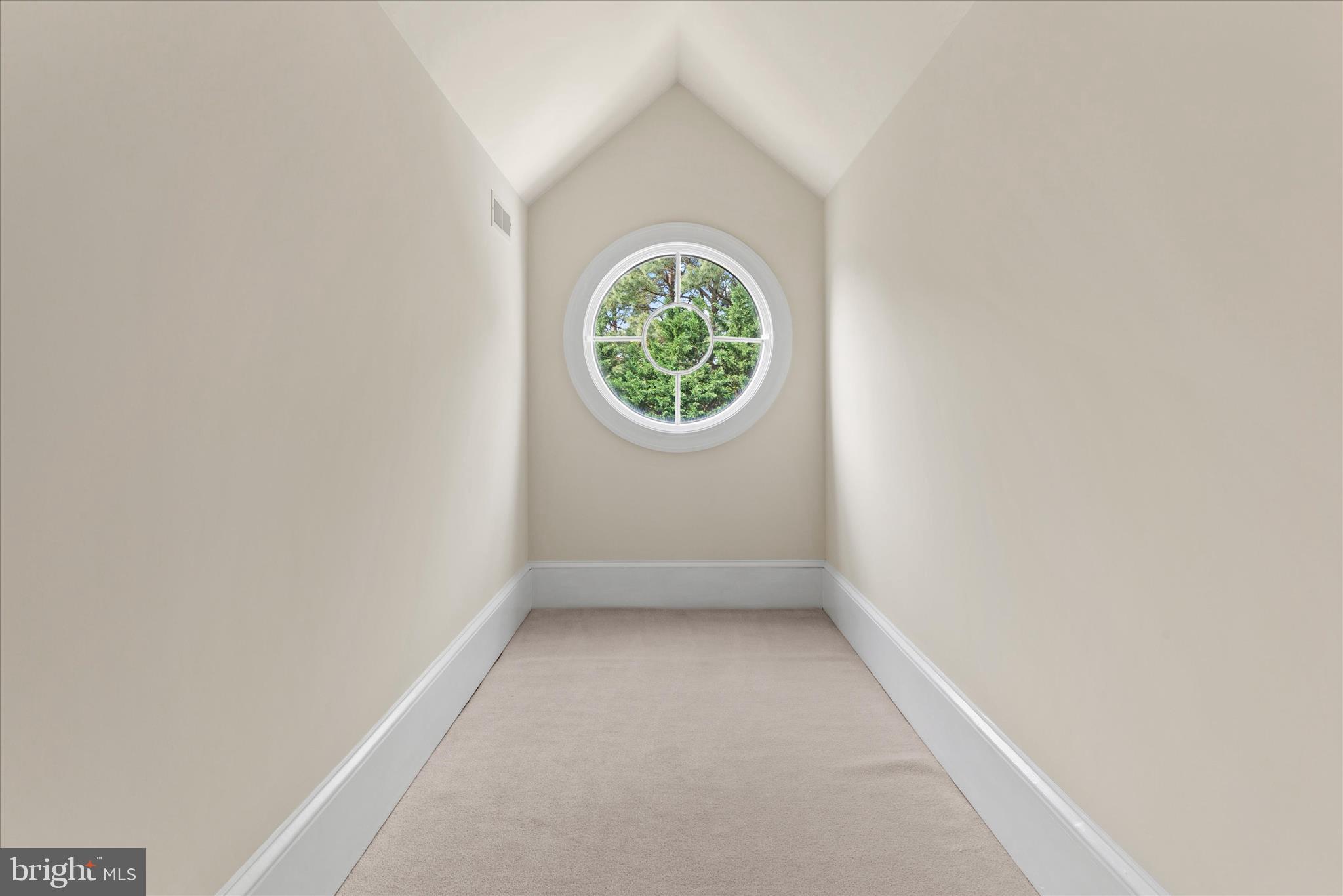 EASTON - Residential