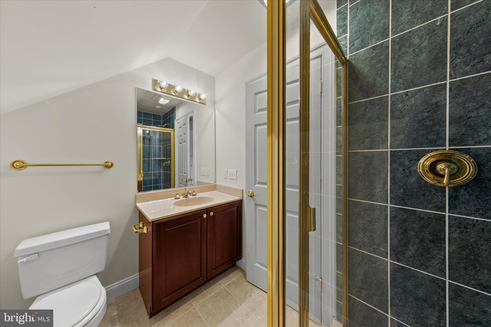 EASTON - Residential