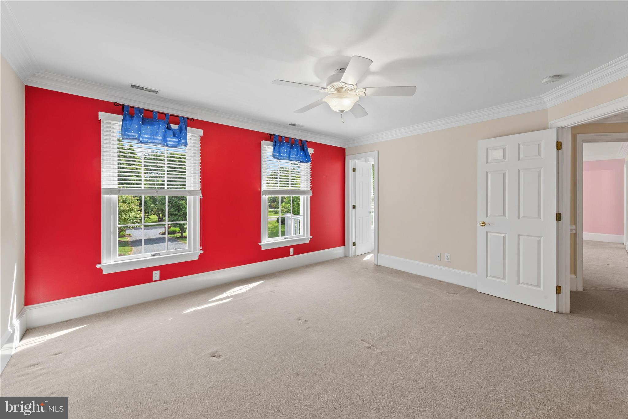 EASTON - Residential