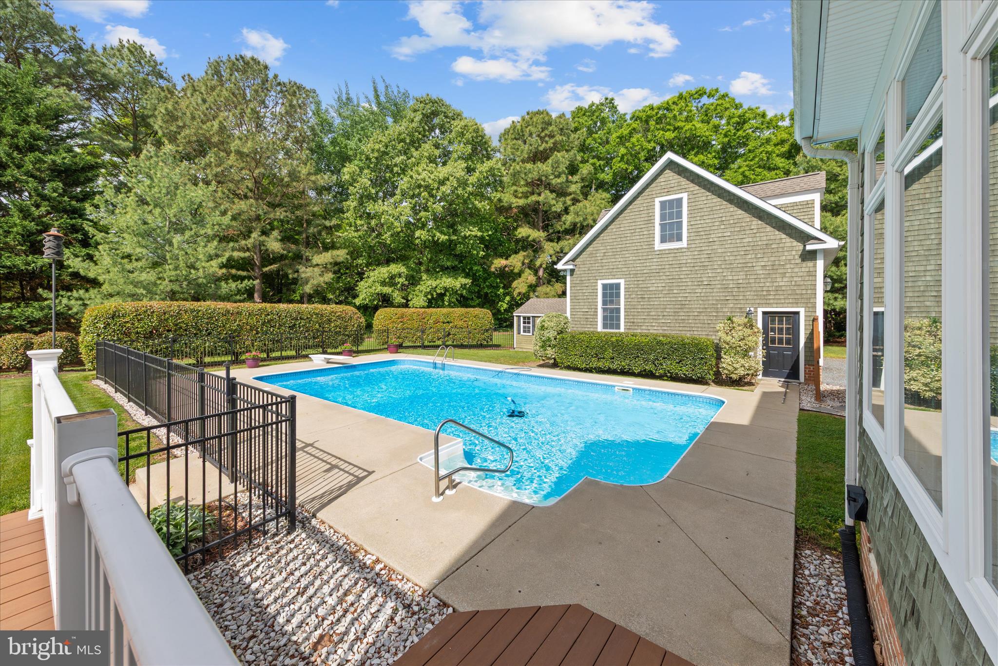 EASTON - Residential