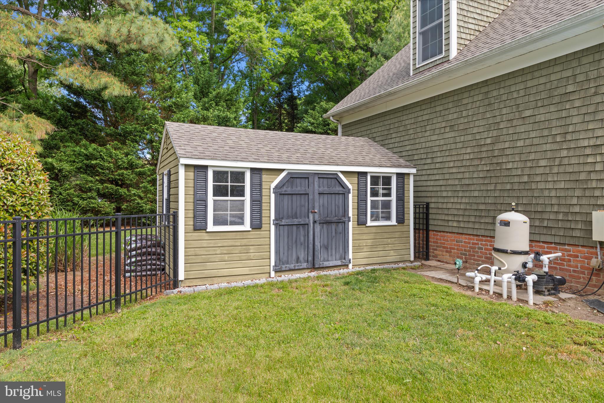 EASTON - Residential