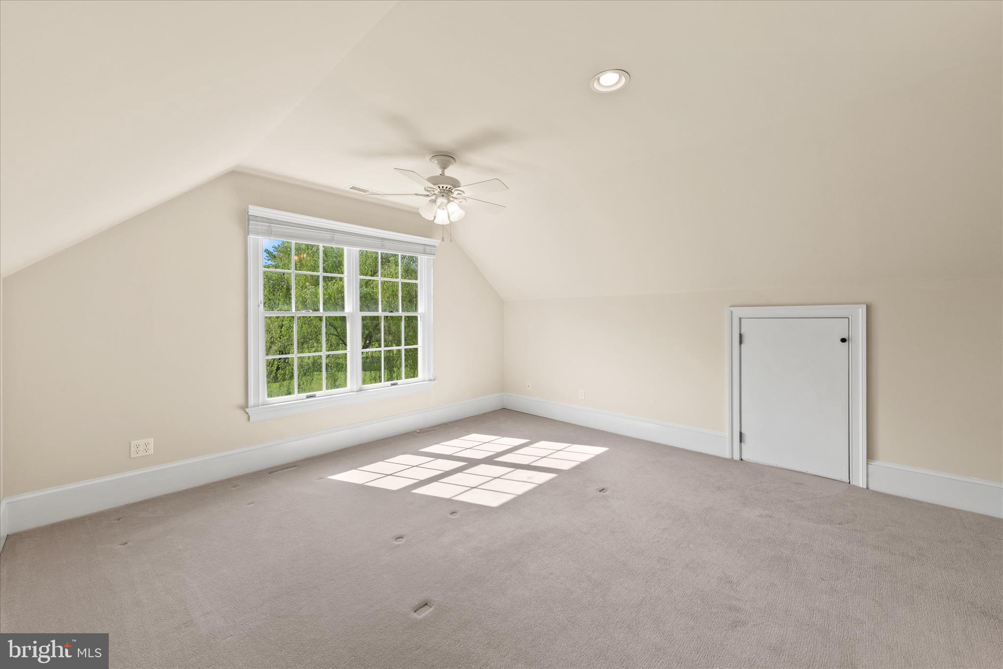 EASTON - Residential
