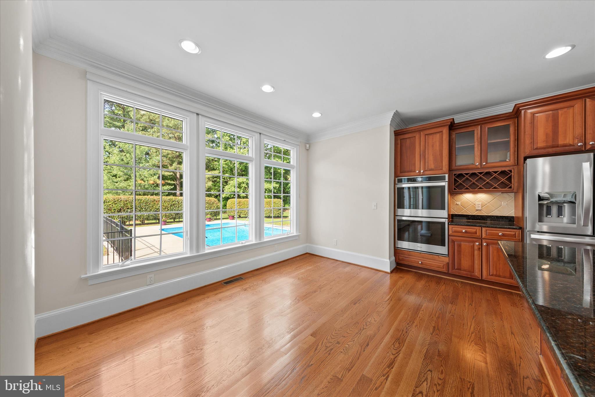 EASTON - Residential