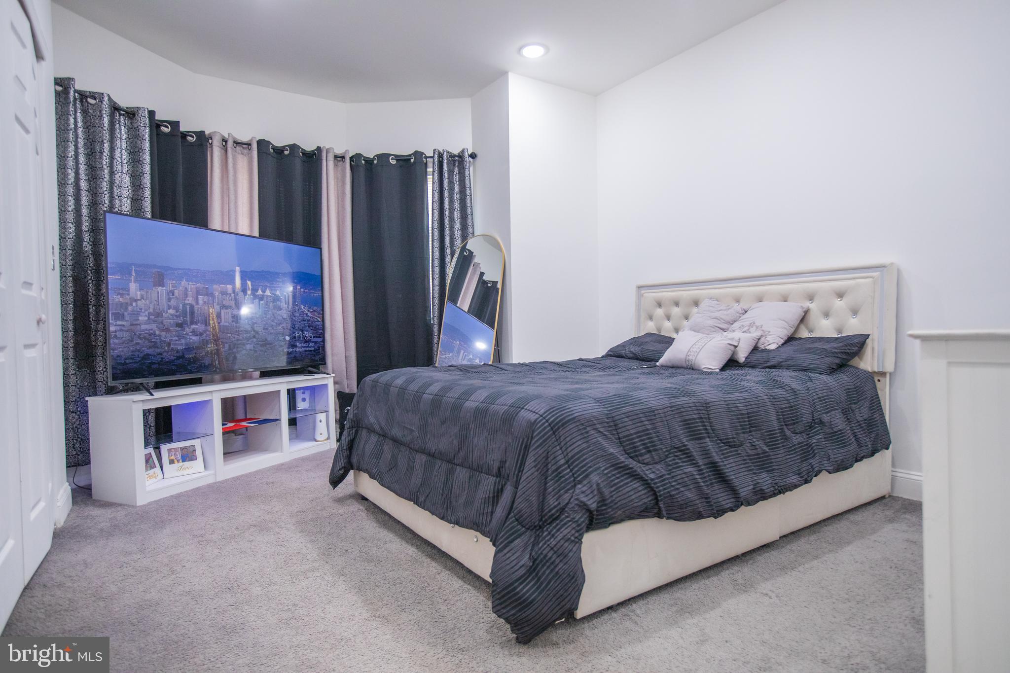 COBBS CREEK - Residential