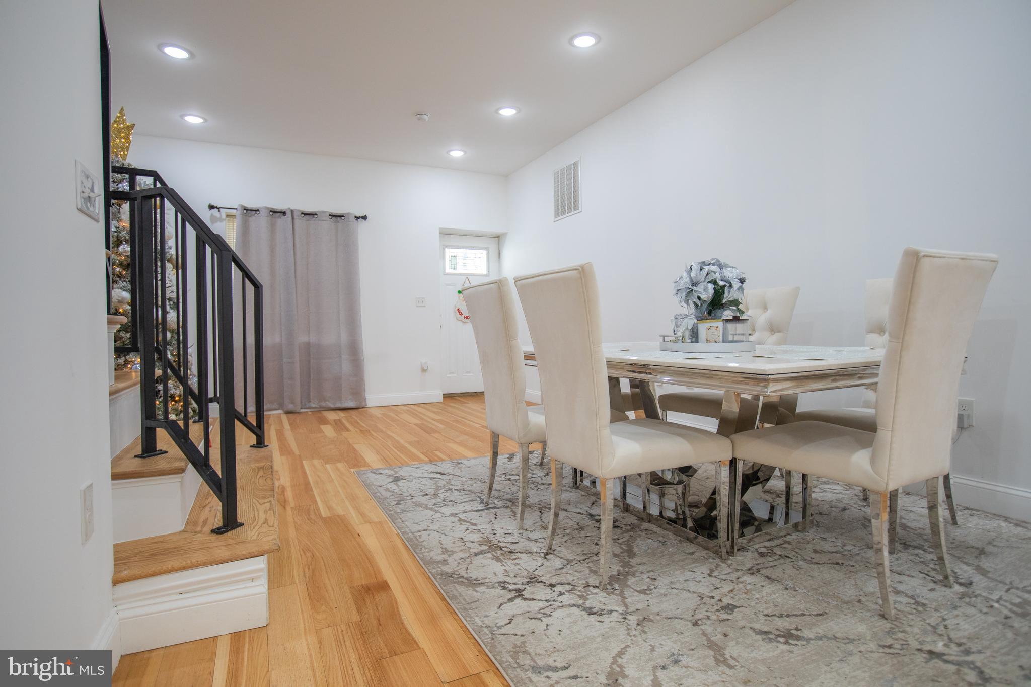 COBBS CREEK - Residential