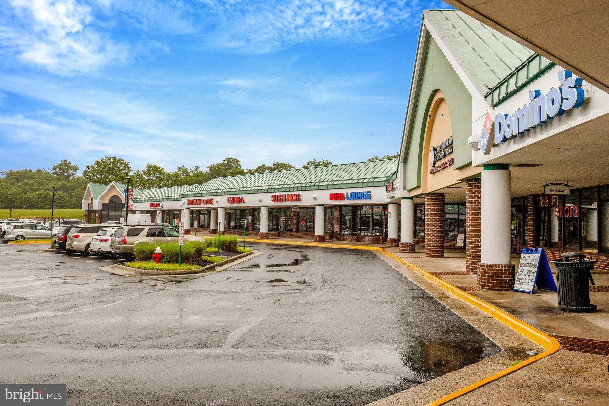 REGAL CHASE - Residential