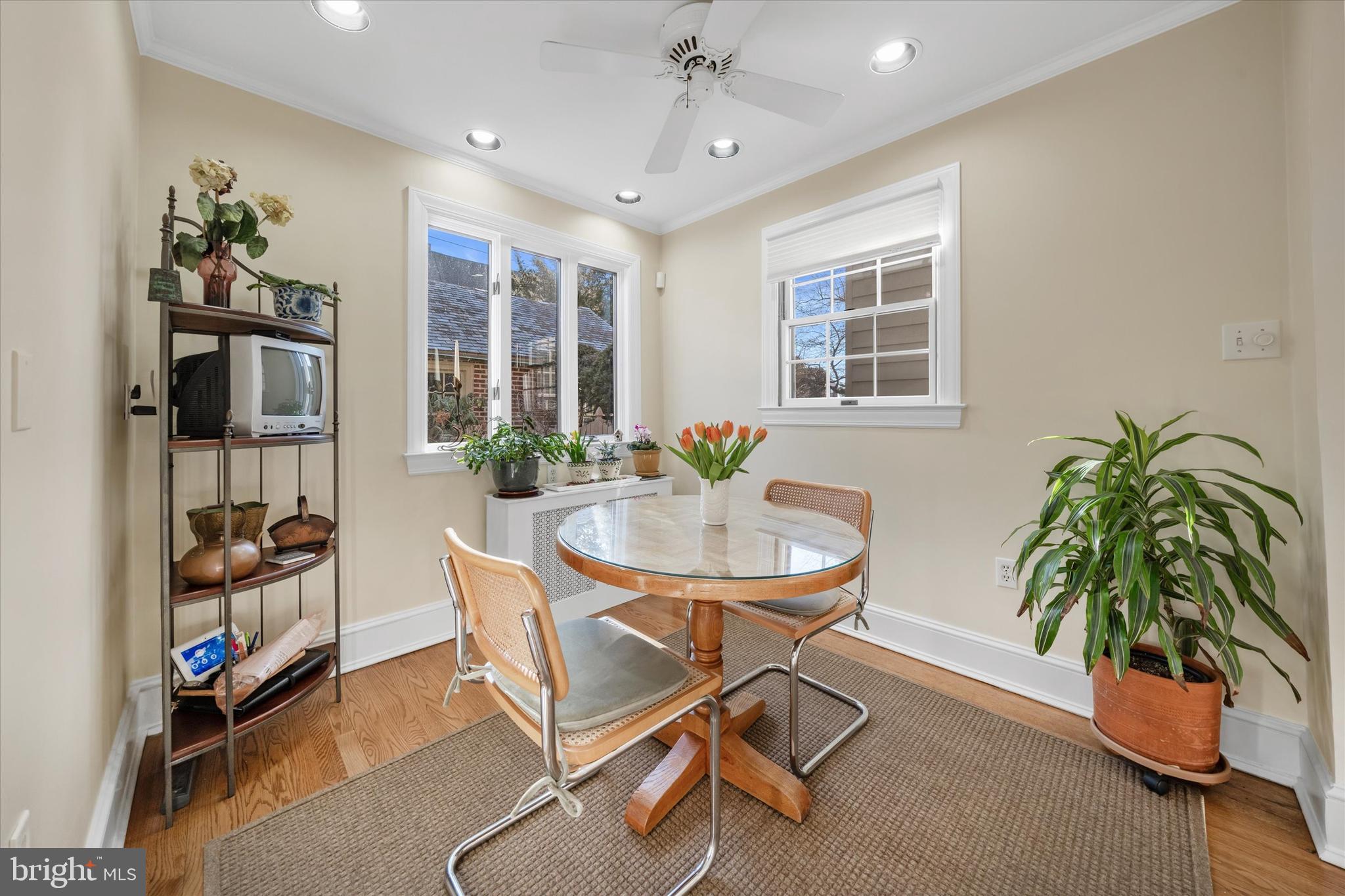 WAWASET PARK - Residential