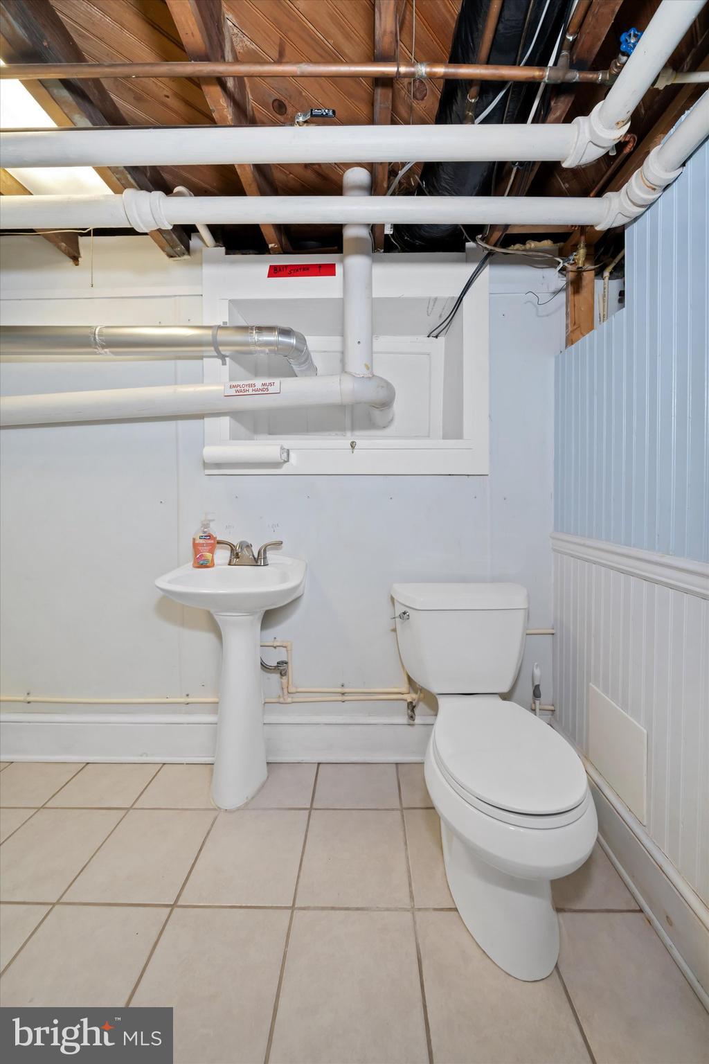 WAWASET PARK - Residential