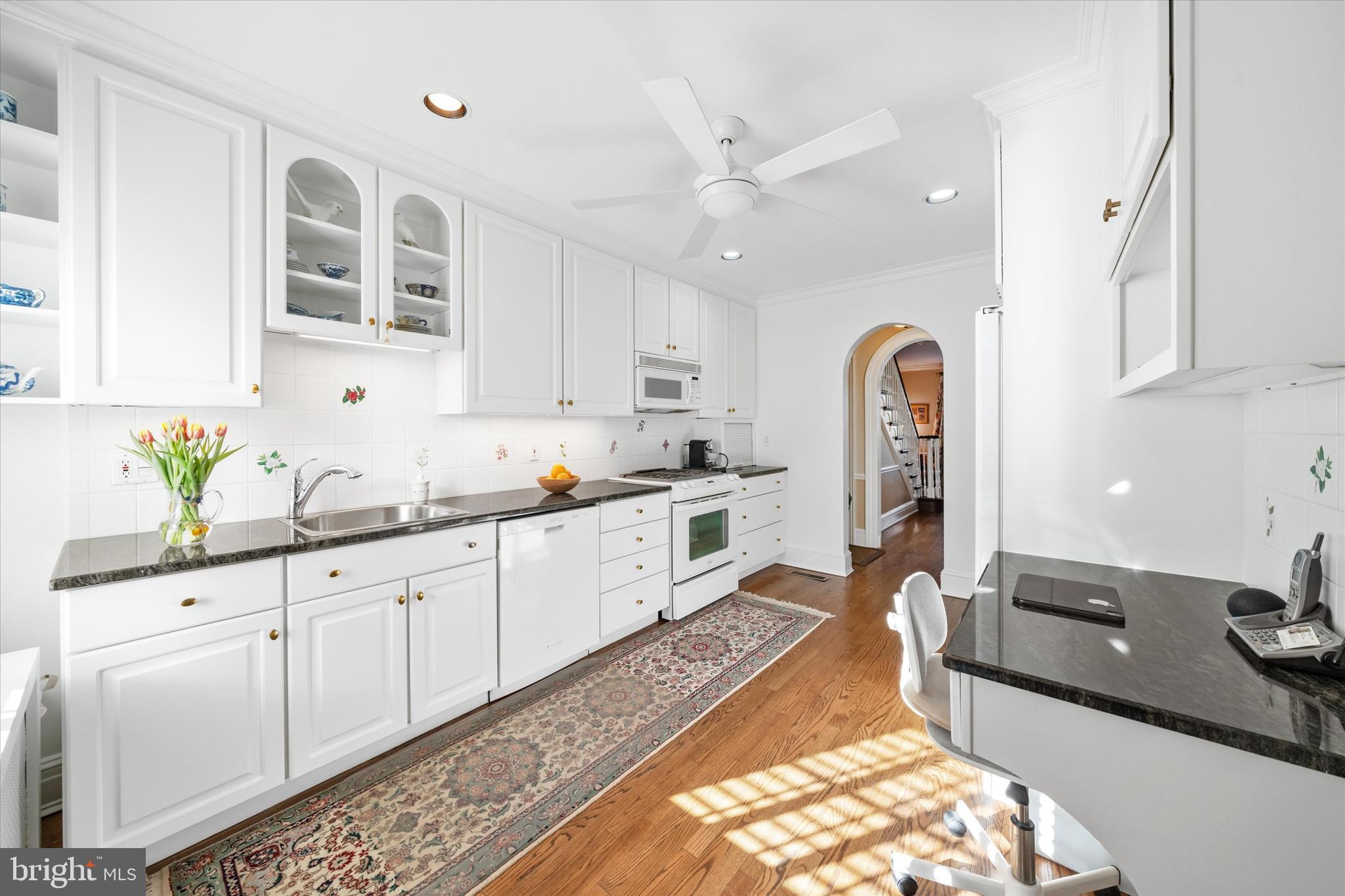 WAWASET PARK - Residential