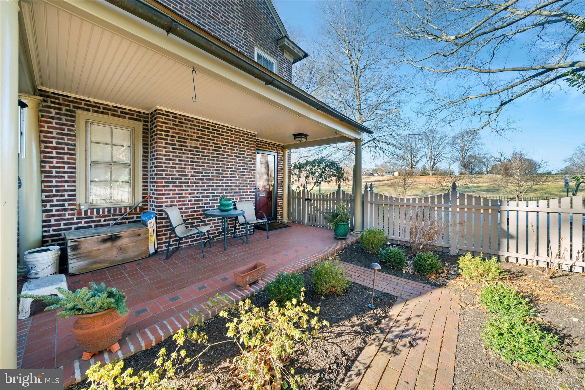 WAWASET PARK - Residential