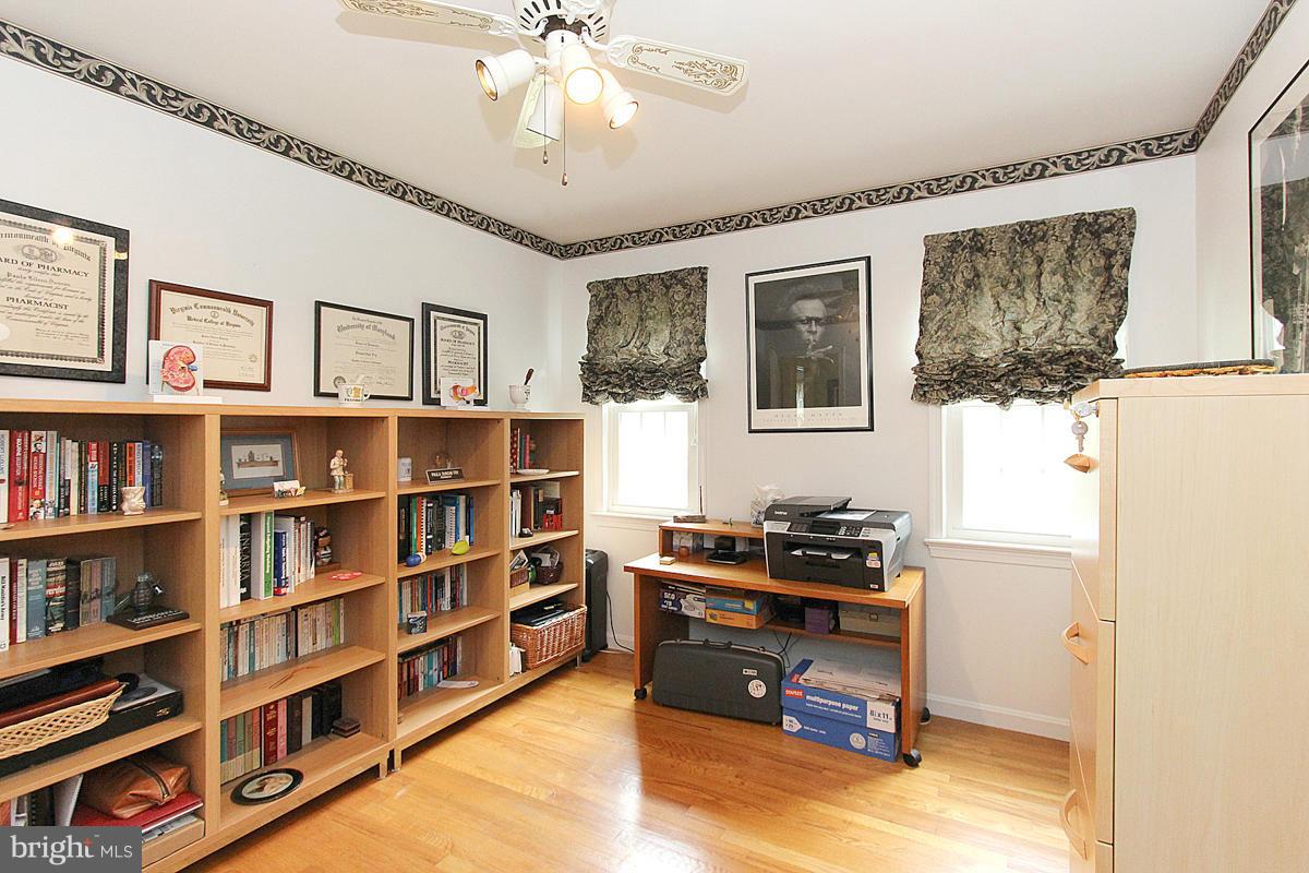 RIVERSIDE ESTATES - Residential