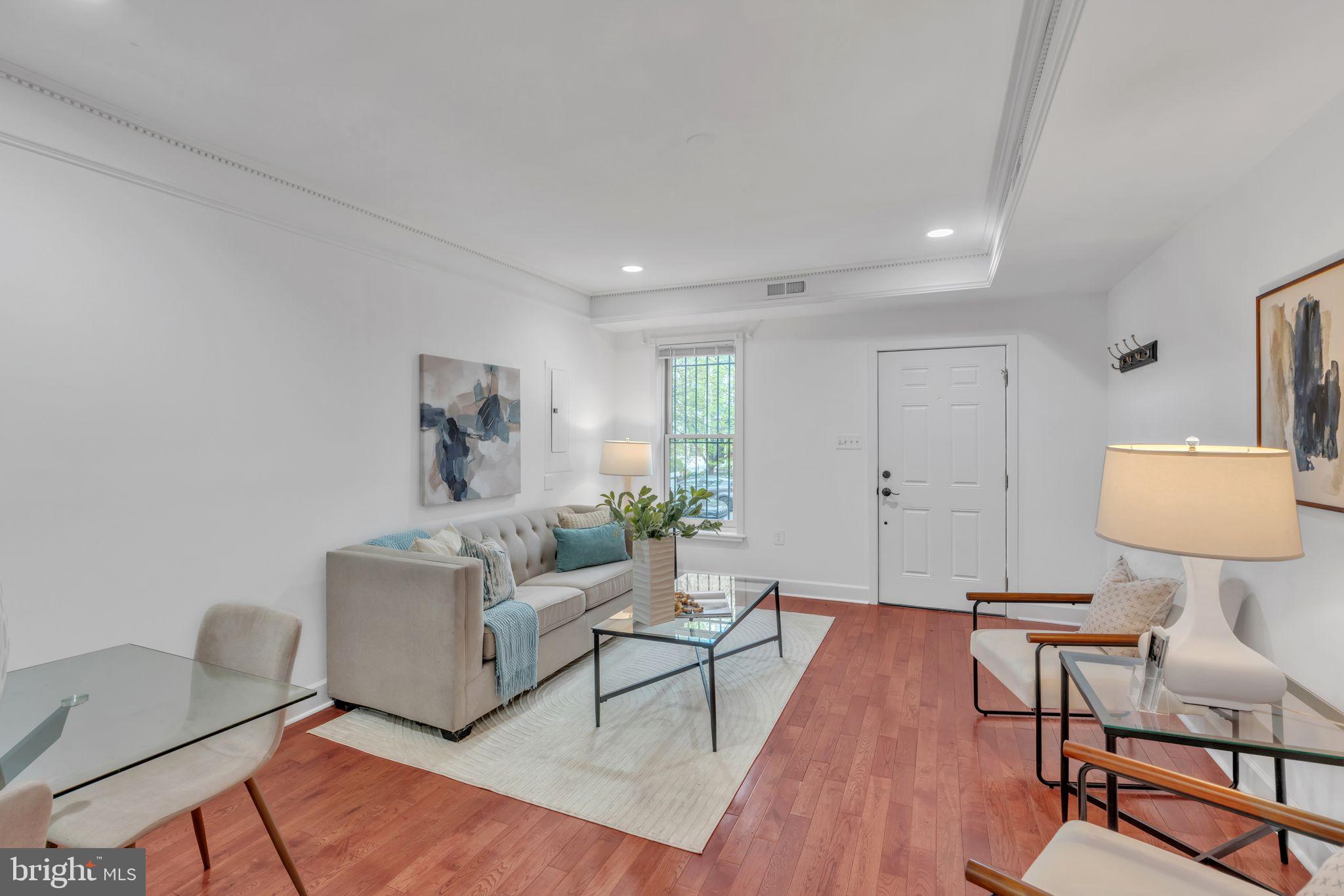 1526 8TH STREET NW 2