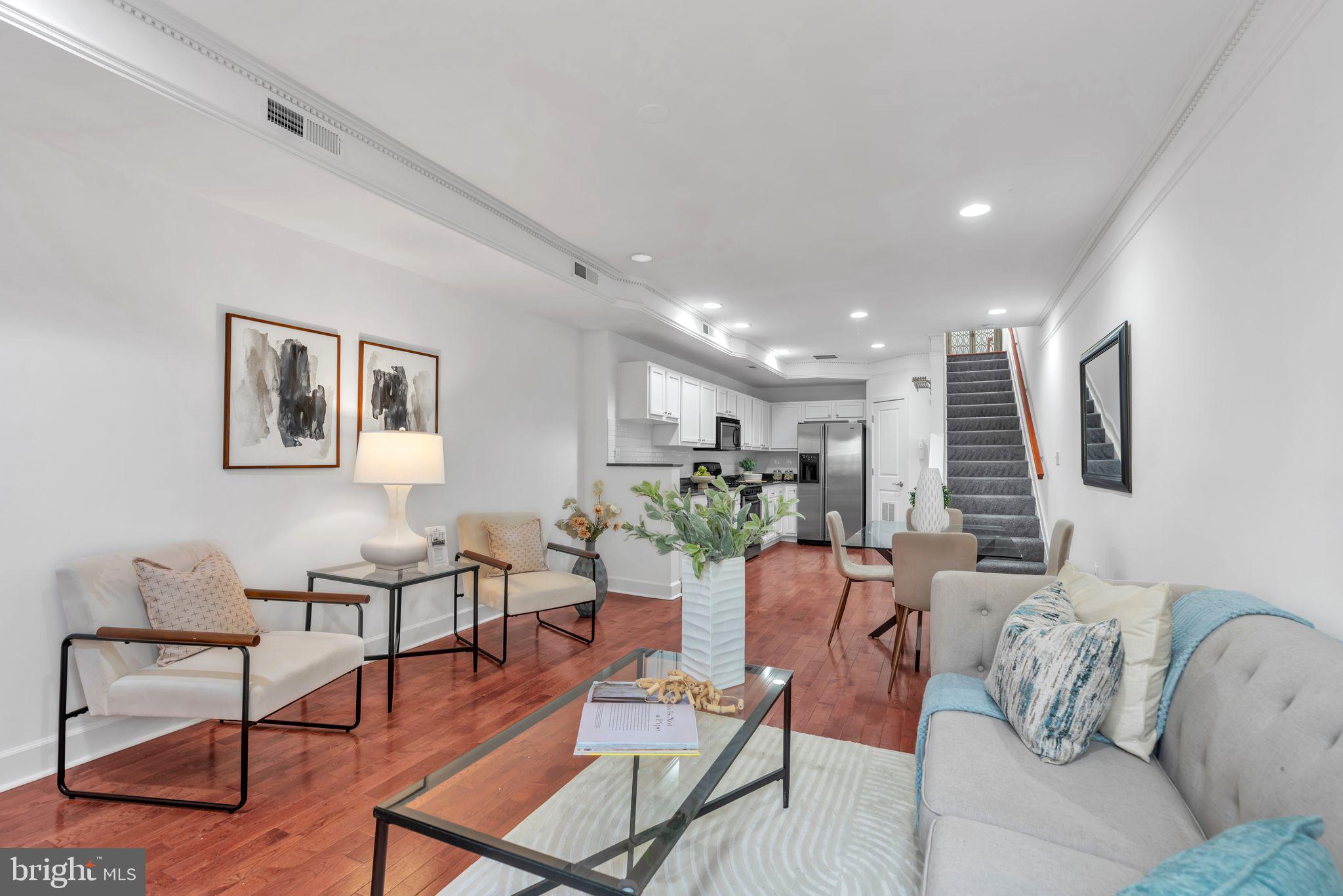 1526 8TH STREET NW 2
