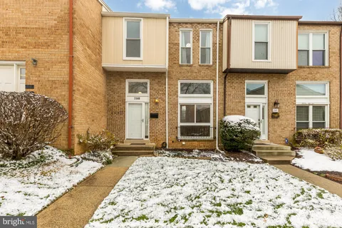 7149 Mill Run Drive Unit 15-5, Rockville, MD MLS: MDMC2210252