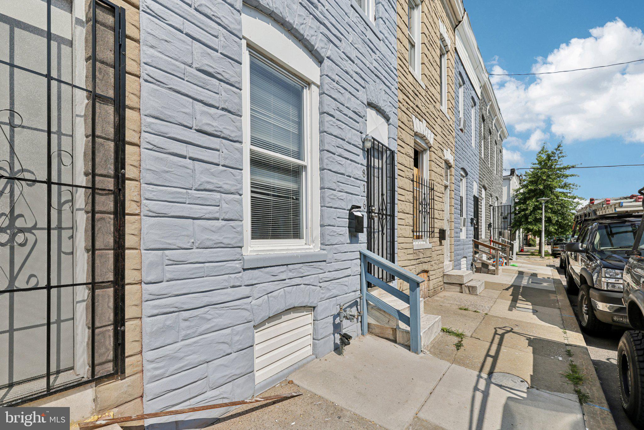 816 N PORT STREET
