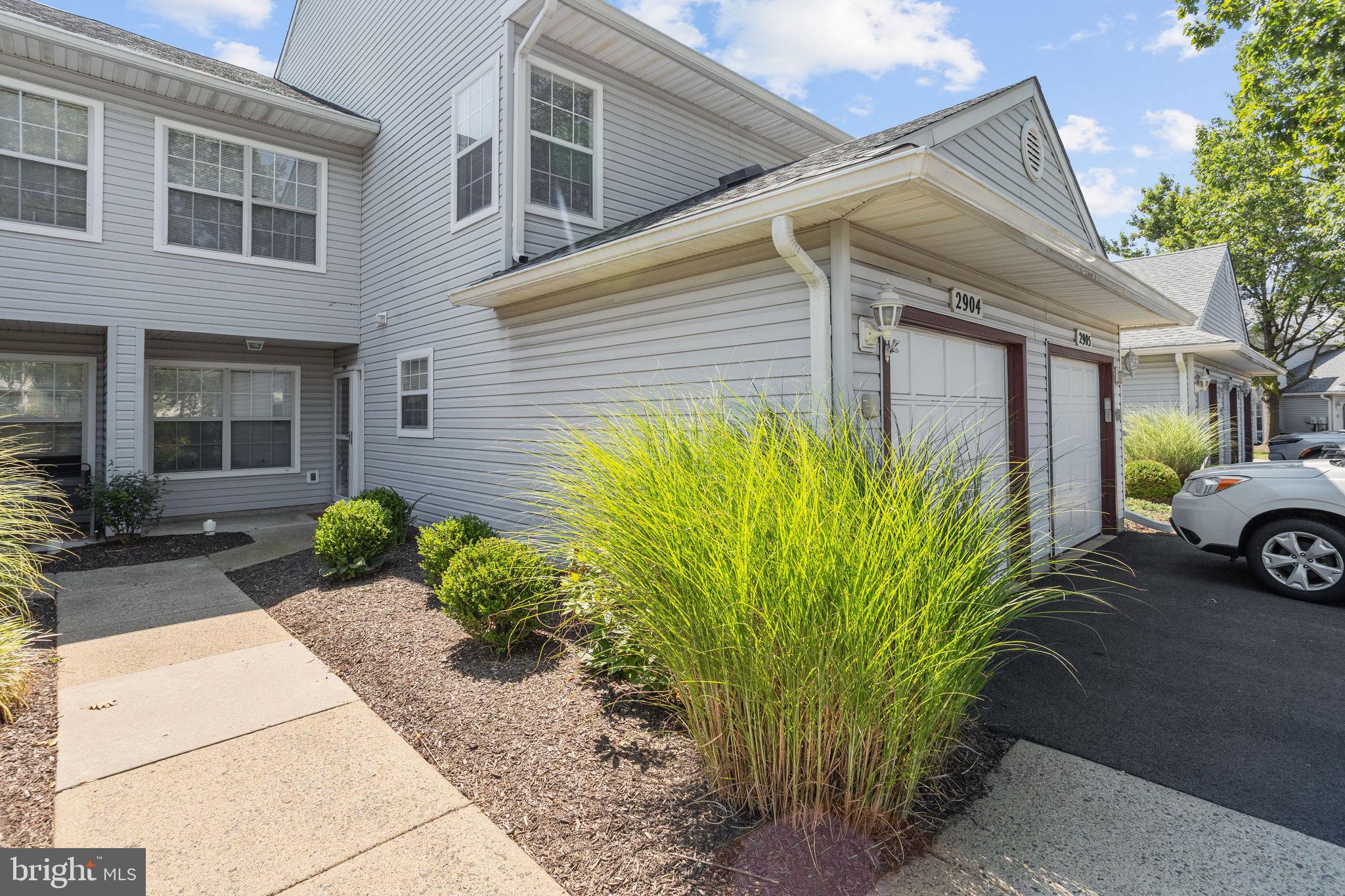 BROOKSTONE - Residential Lease