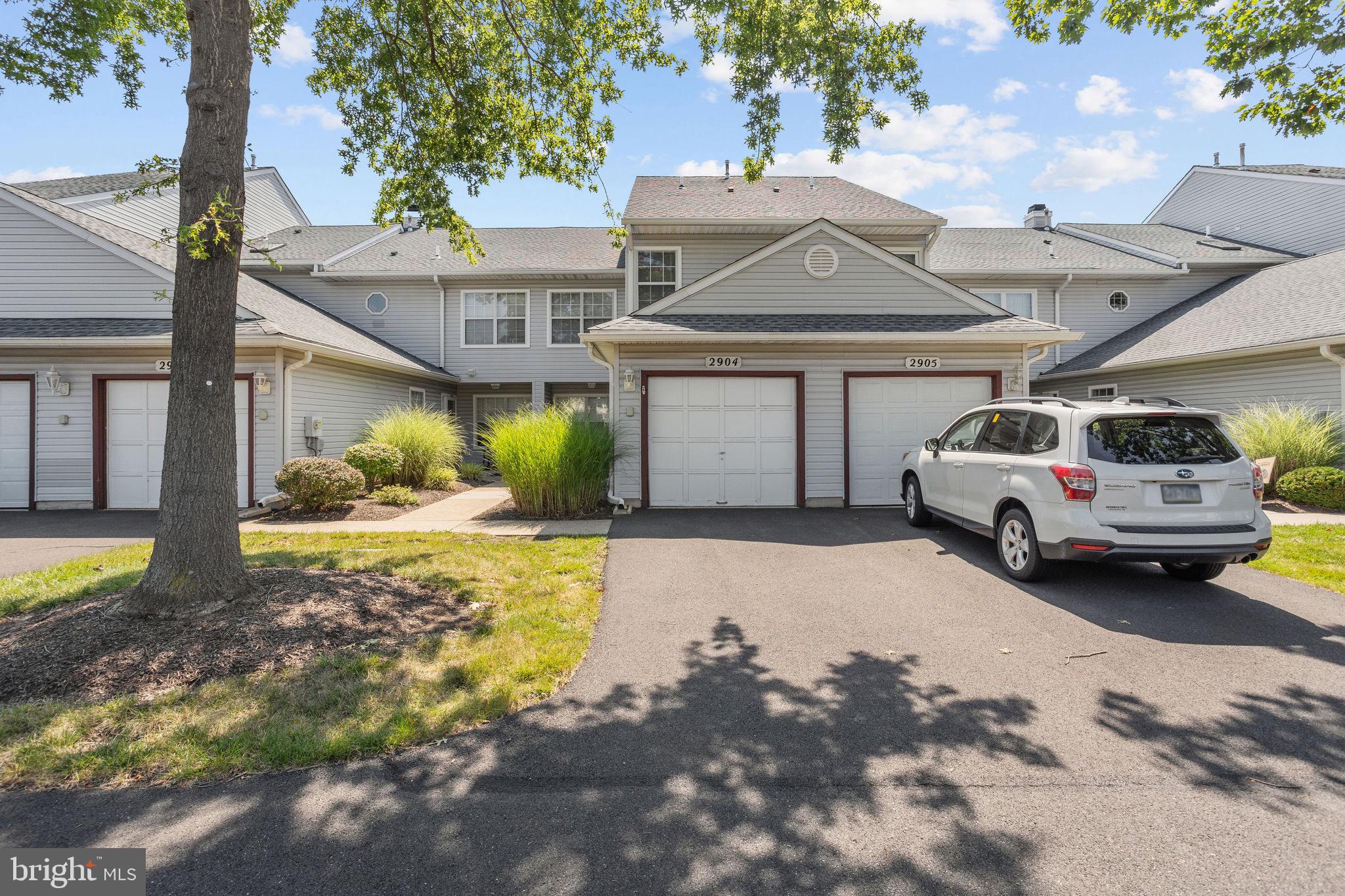 BROOKSTONE - Residential Lease