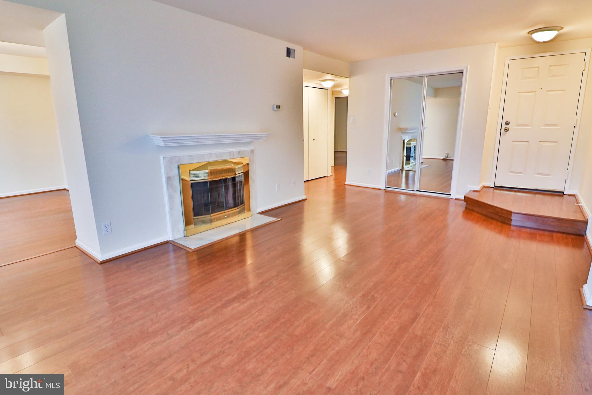 13 PICKERING COURT 13-102