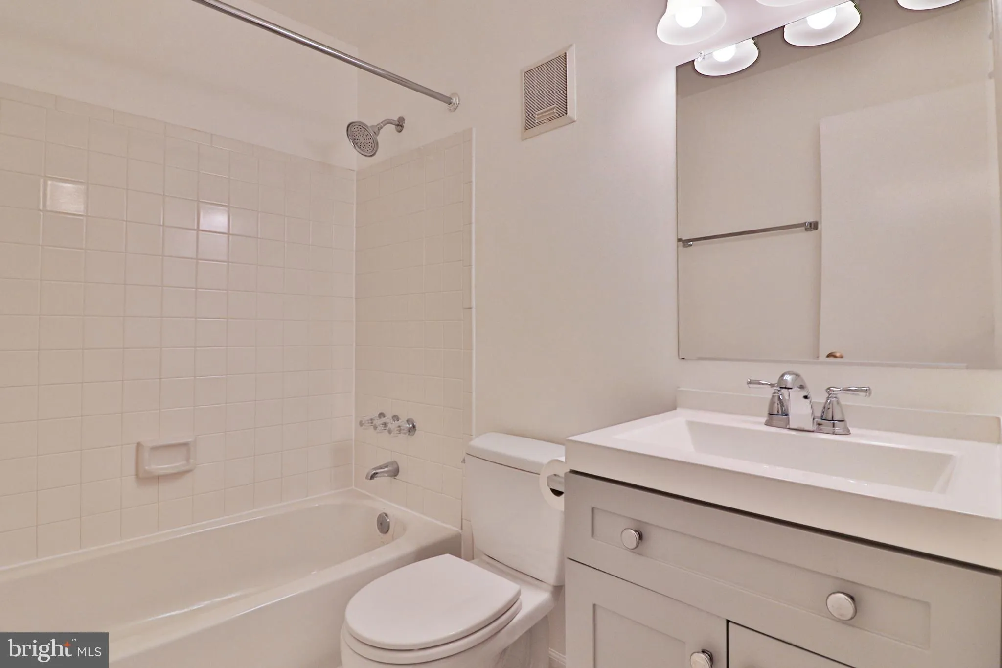 Additional image 40 of 13 Pickering Court Unit 13-102, Germantown, MD 20874