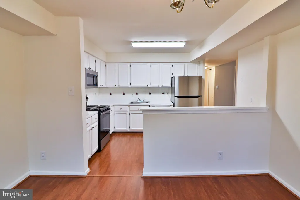 Additional image 8 of 13 Pickering Court Unit 13-102, Germantown, MD 20874