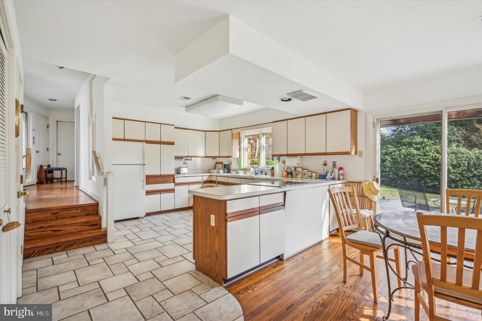 BRYN MAWR - Residential