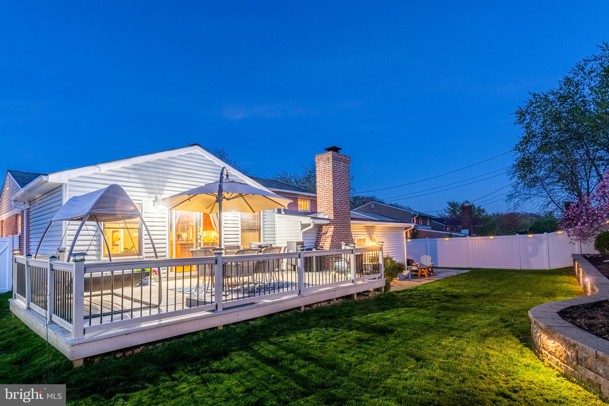 YORK MANOR - Residential