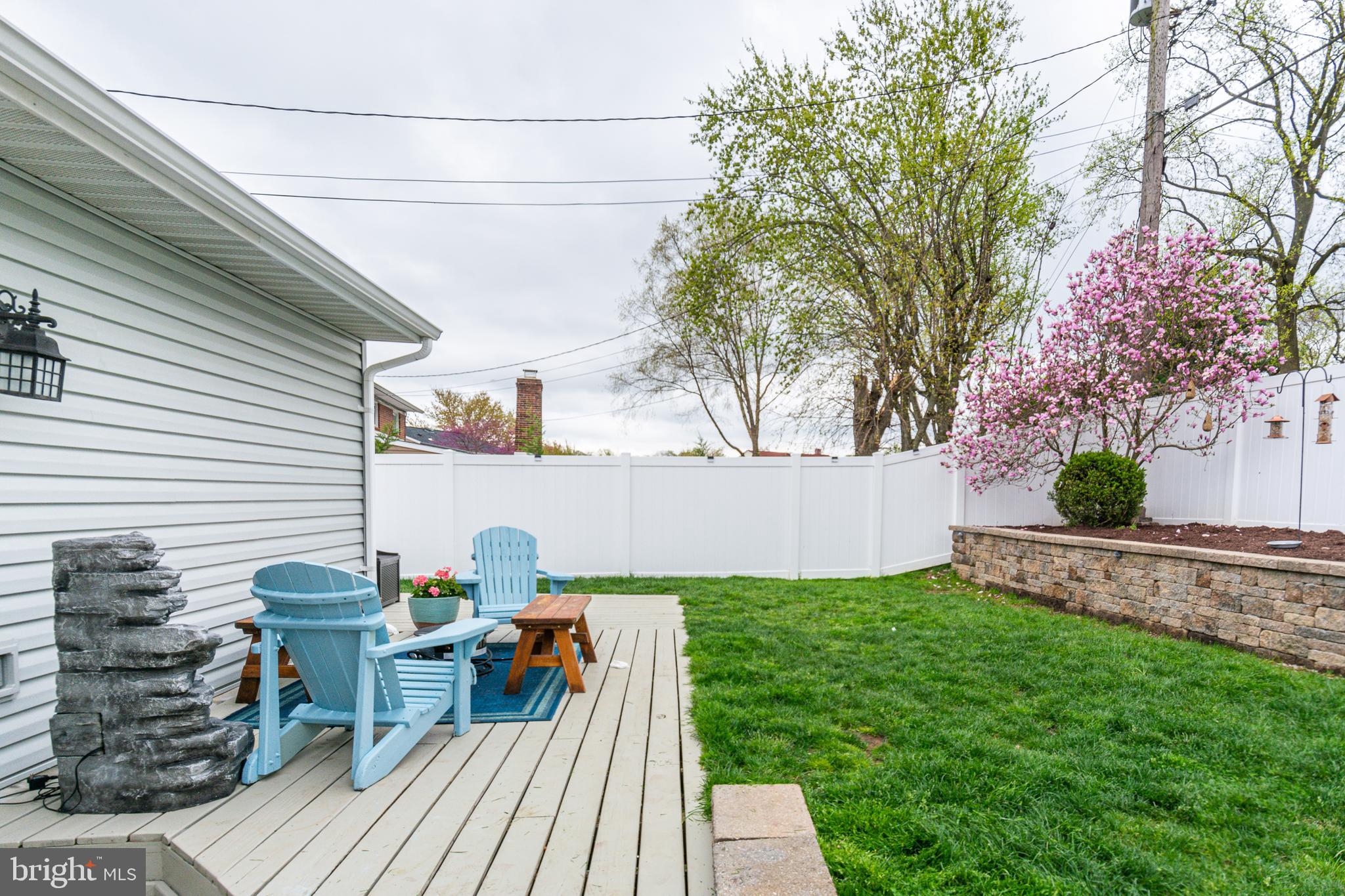 YORK MANOR - Residential