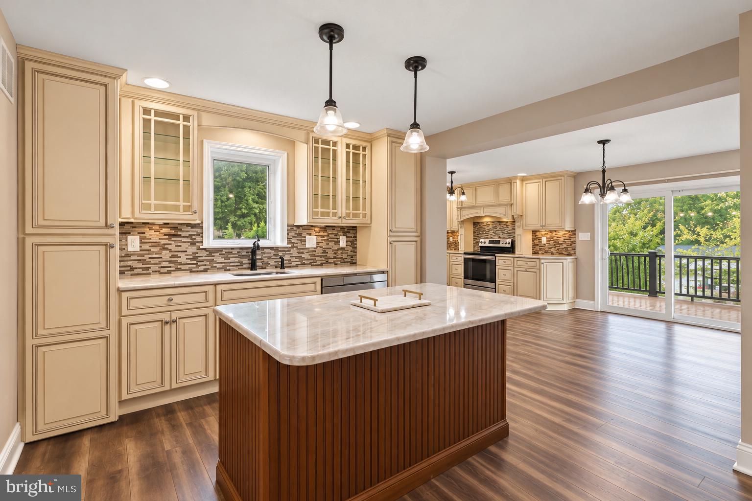 1216 TOWNSHIP ROAD