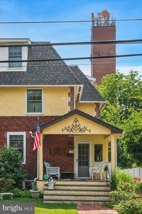 119 FRANCIS AVENUE WAYNE PA 19087