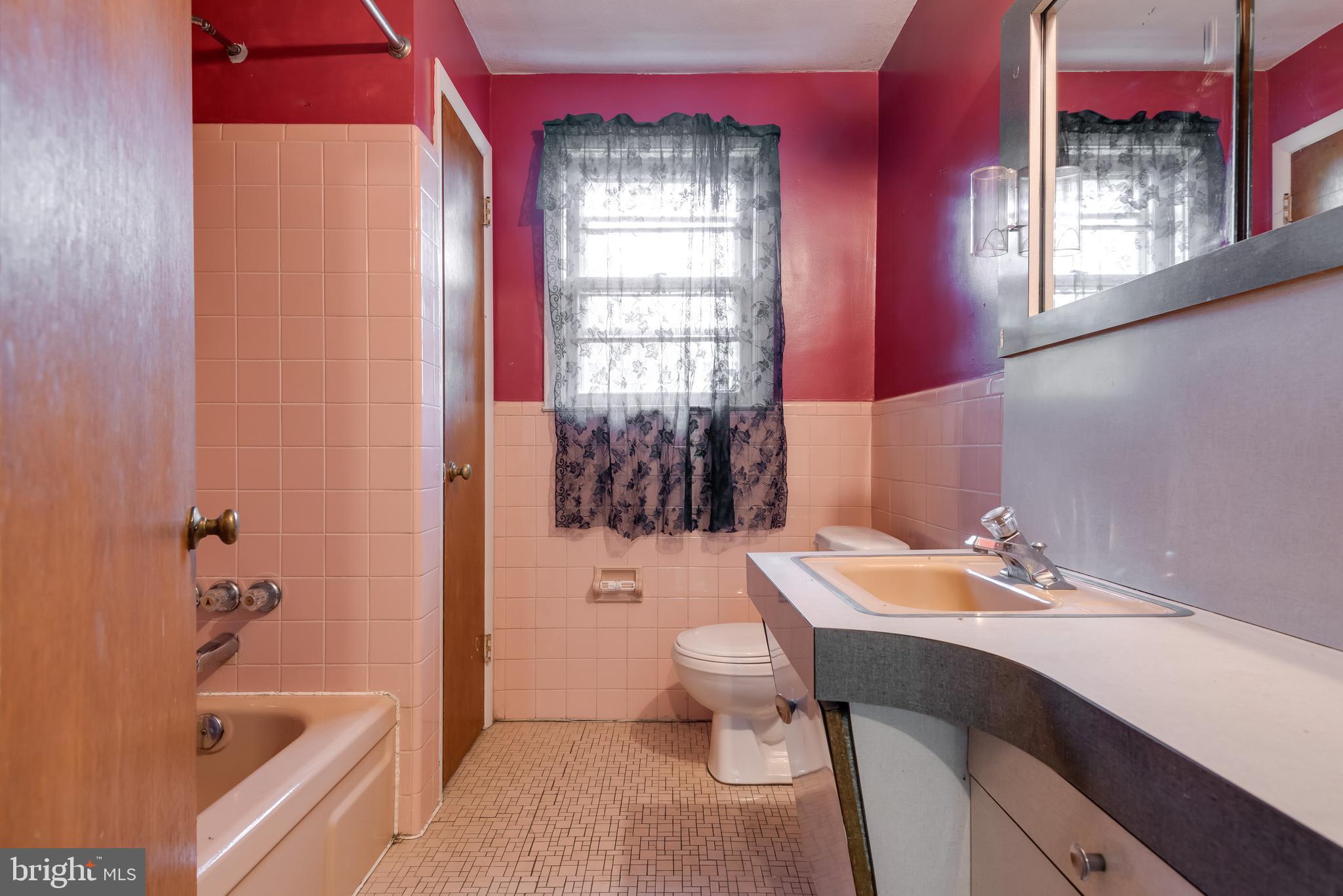 BOB WHITE FARMS - Residential