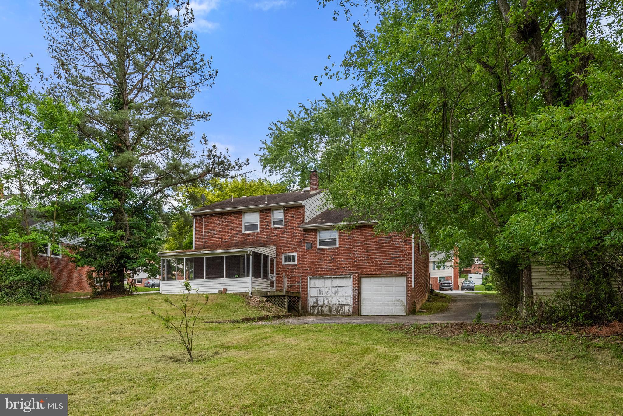 BOB WHITE FARMS - Residential