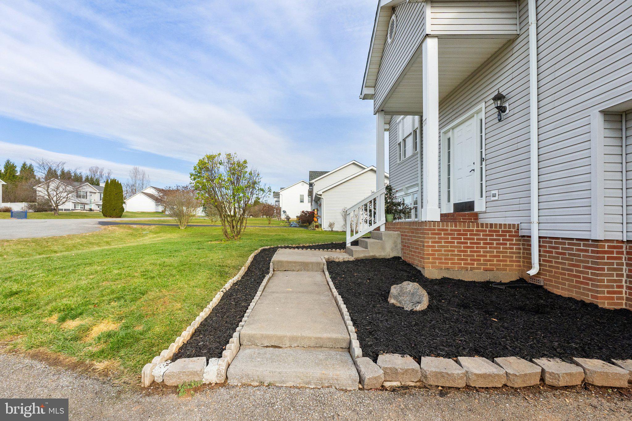 BRIAR RUN - Residential